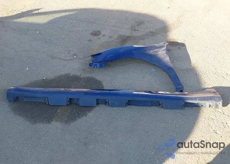 2009 Toyota Camry Le from USA, damaged, VIN 4T4BE46K49R058274